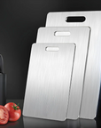 Simmr.™ Titanium Cutting Board